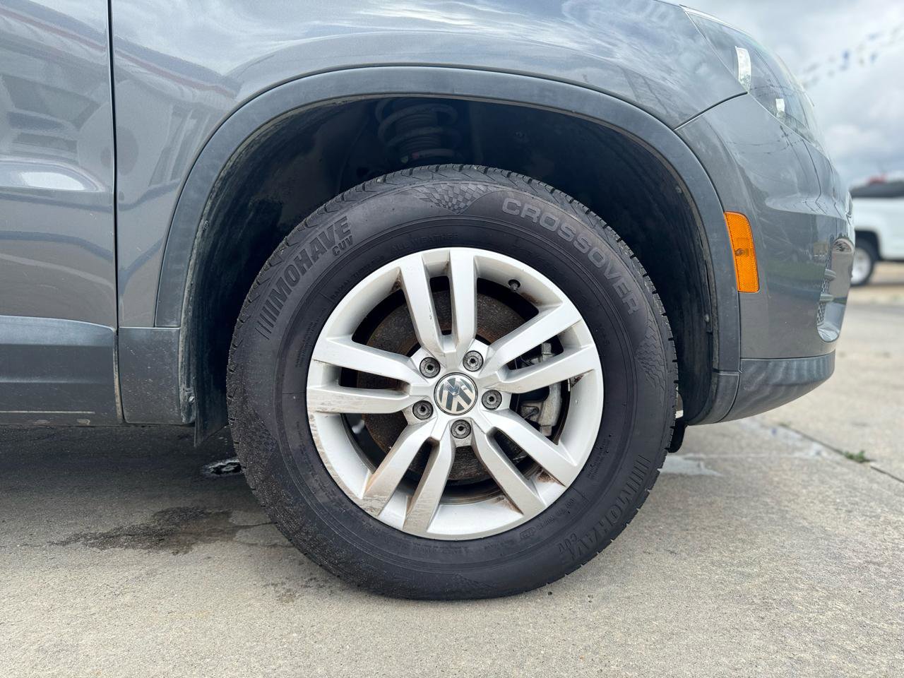 Used 2016 Volkswagen Tiguan S image 15