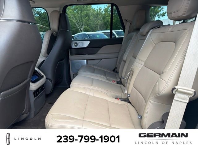 Used 2023 Lincoln Navigator Reserve AWD/4WD image 13