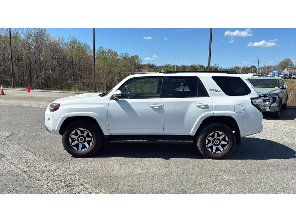 Used 2024 Toyota 4Runner TRD Off-Road Premium image 4