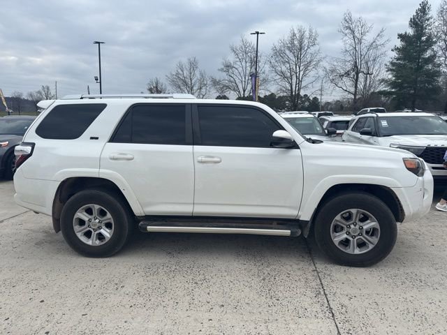 Used 2016 Toyota 4Runner SR5 image 6