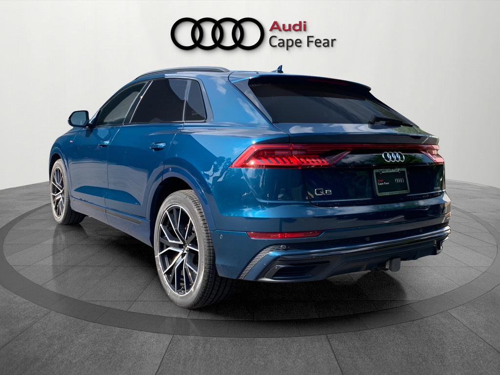 Used 2019 Audi Q8 Prestige w/ Luxury Package AWD/4WD image 3
