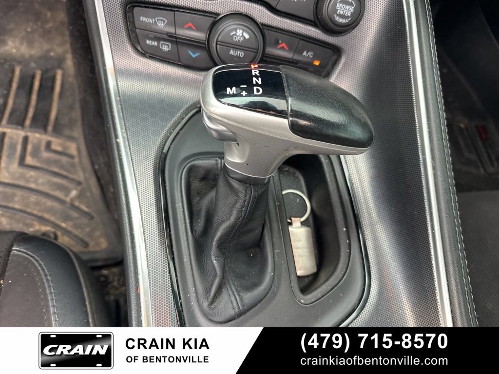Used 2018 Dodge Challenger R/T Scat Pack w/ Leather Interior Group RWD image 27