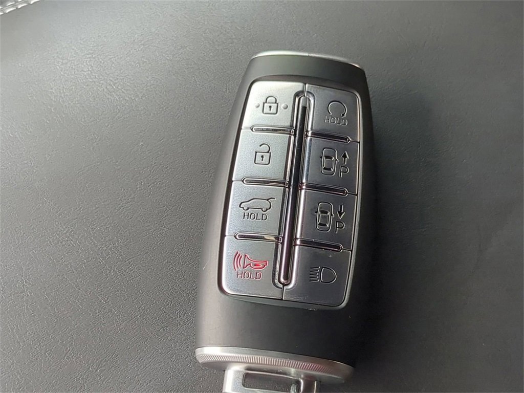 Used 2025 Genesis GV70 3.5T Sport w/ Sport Advanced Package image 31