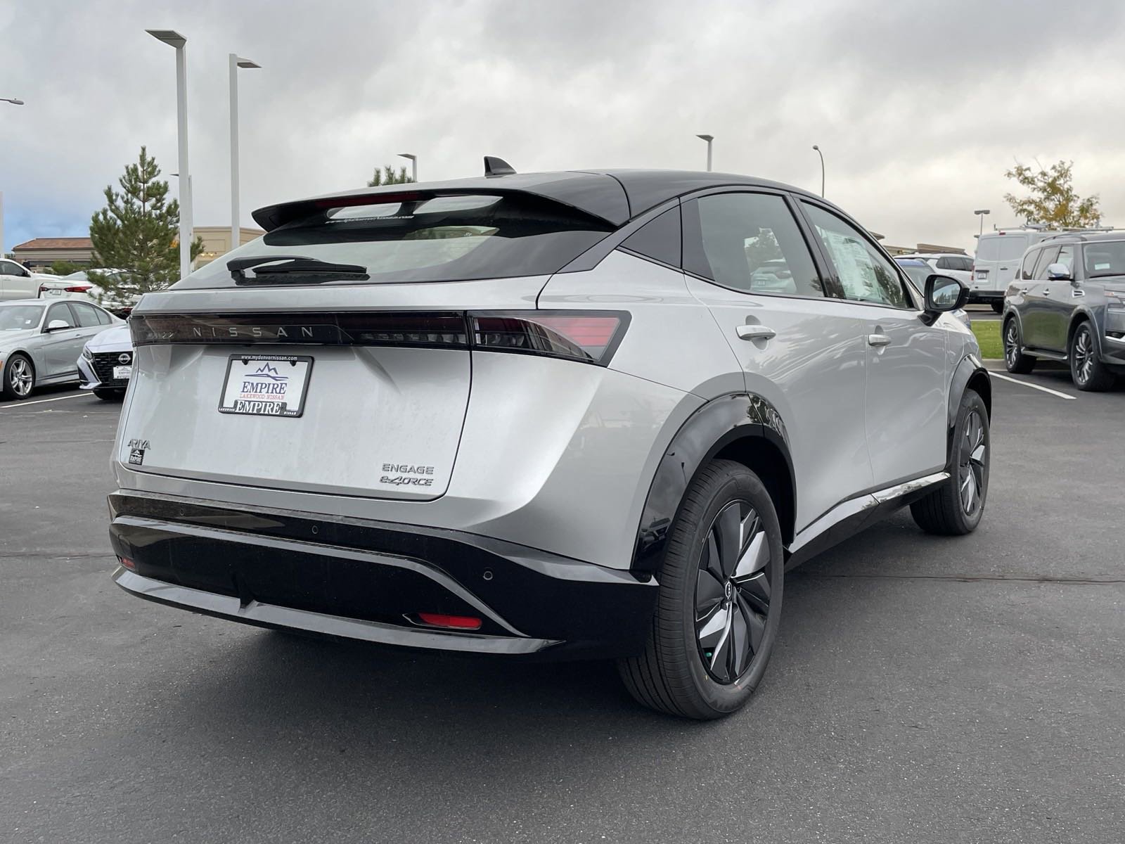 New 2024 Nissan Ariya AWD image 3