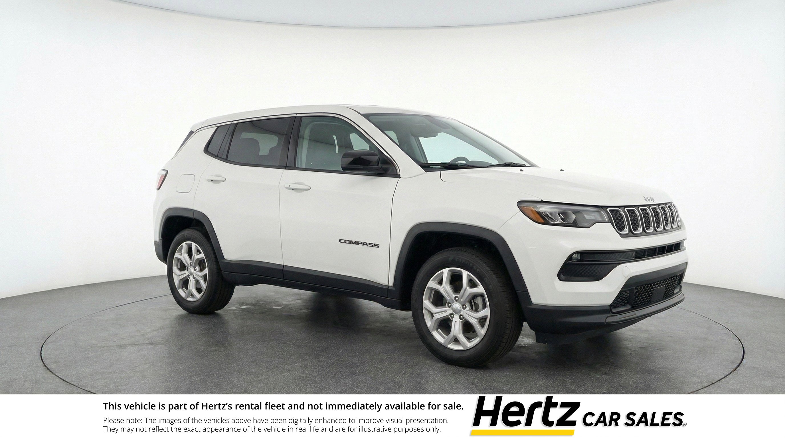 Used 2025 Jeep Compass Latitude image 1