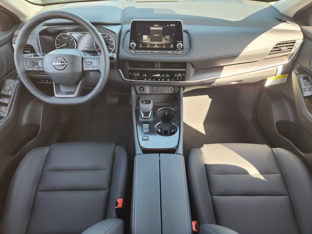 New 2026 Nissan Rogue Dark Armor FWD image 18