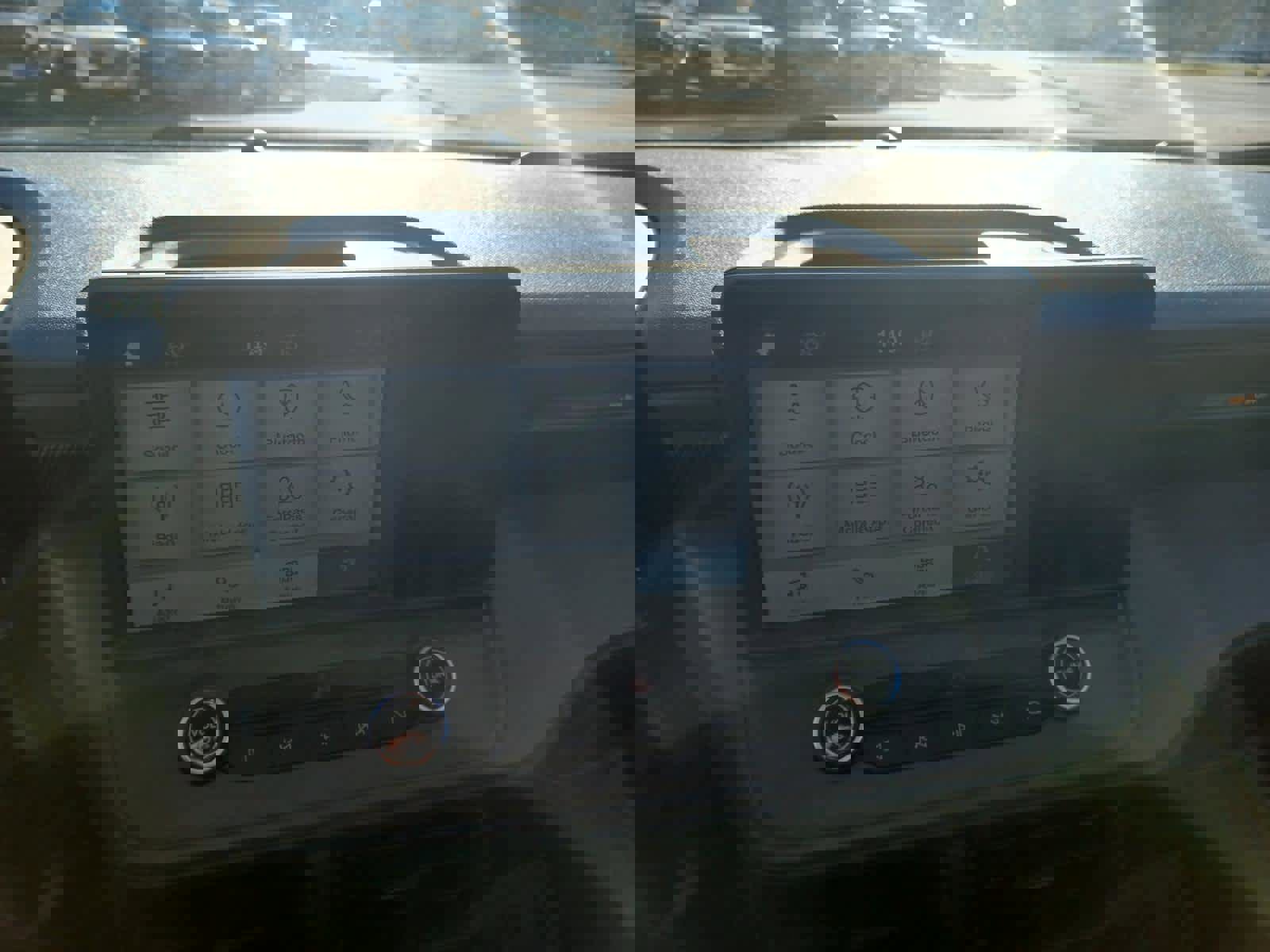 Used 2023 Ford Maverick XL image 11