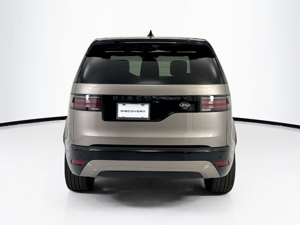 Used 2021 Land Rover Discovery HSE R-Dynamic AWD/4WD image 6