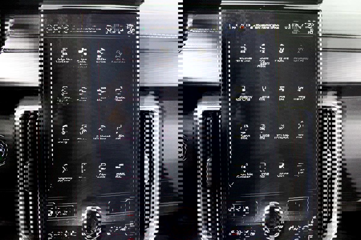 Used 2025 GMC Acadia Elevation image 14