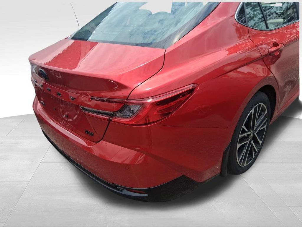 Used 2025 Toyota Camry XLE w/ Premium Plus Package FWD image 14
