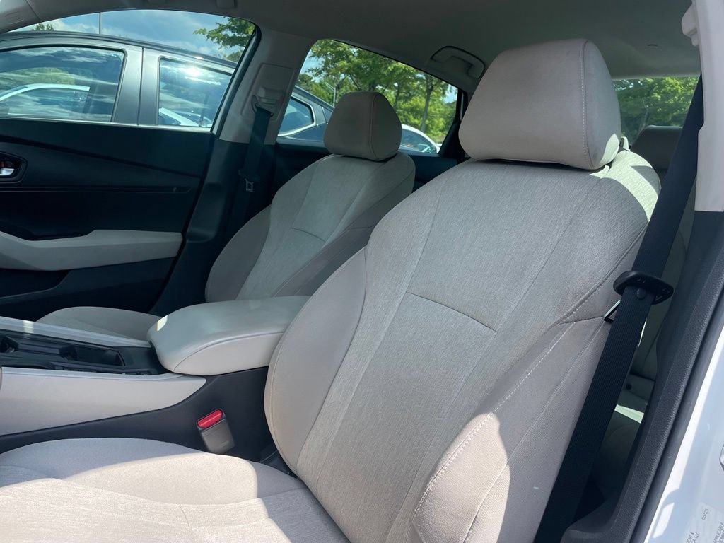 Certified 2025 Honda Accord LX image 25