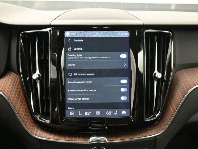 Certified 2023 Volvo XC60 B5 Plus image 17