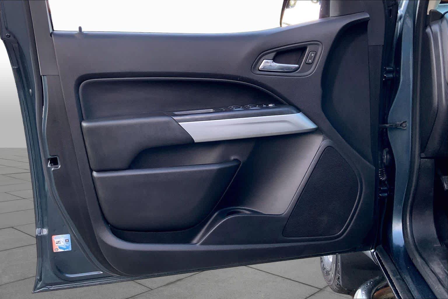 Used 2019 Chevrolet Colorado LT AWD/4WD image 22