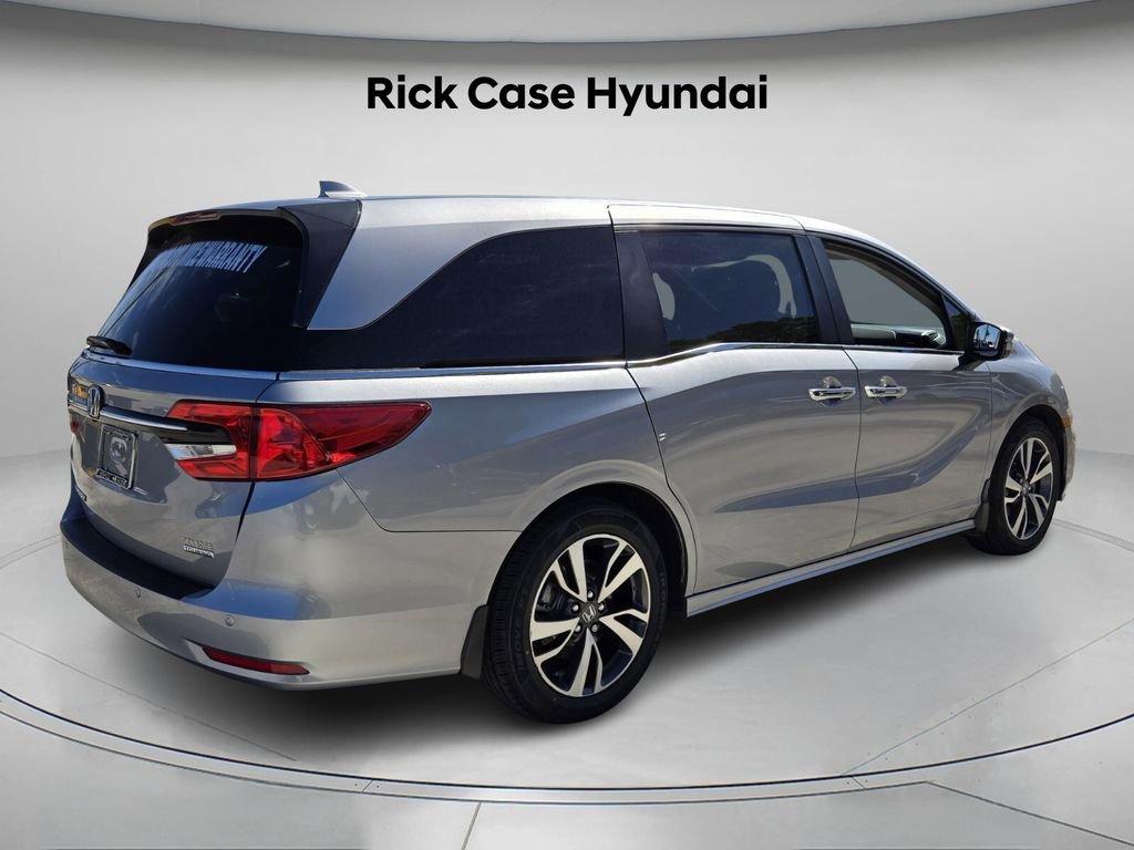 Used 2024 Honda Odyssey Touring image 4