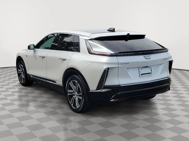 Certified 2024 Cadillac Lyriq Luxury AWD/4WD image 6
