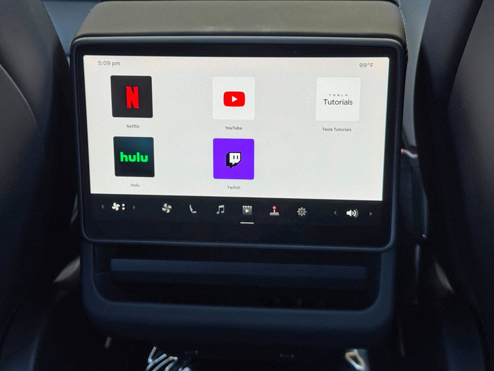 Used 2024 Tesla Model 3 Long Range AWD/4WD image 37