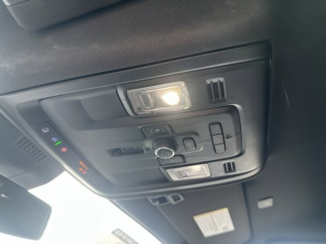 Used 2023 Chevrolet Tahoe Premier image 17