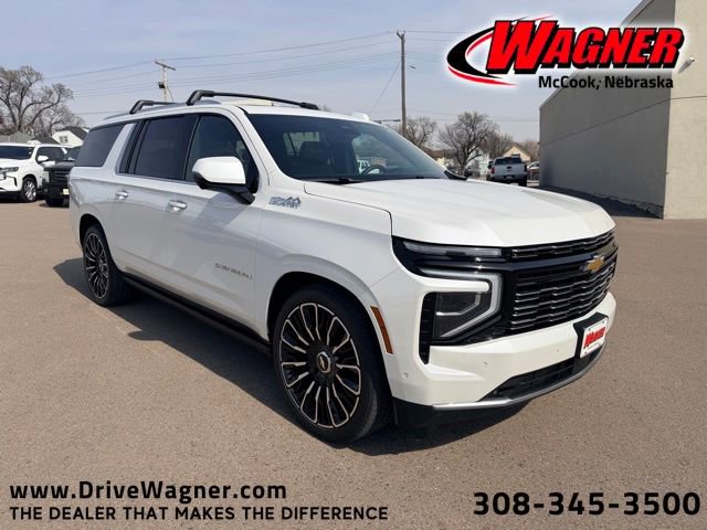 Used 2025 Chevrolet Suburban High Country image 1