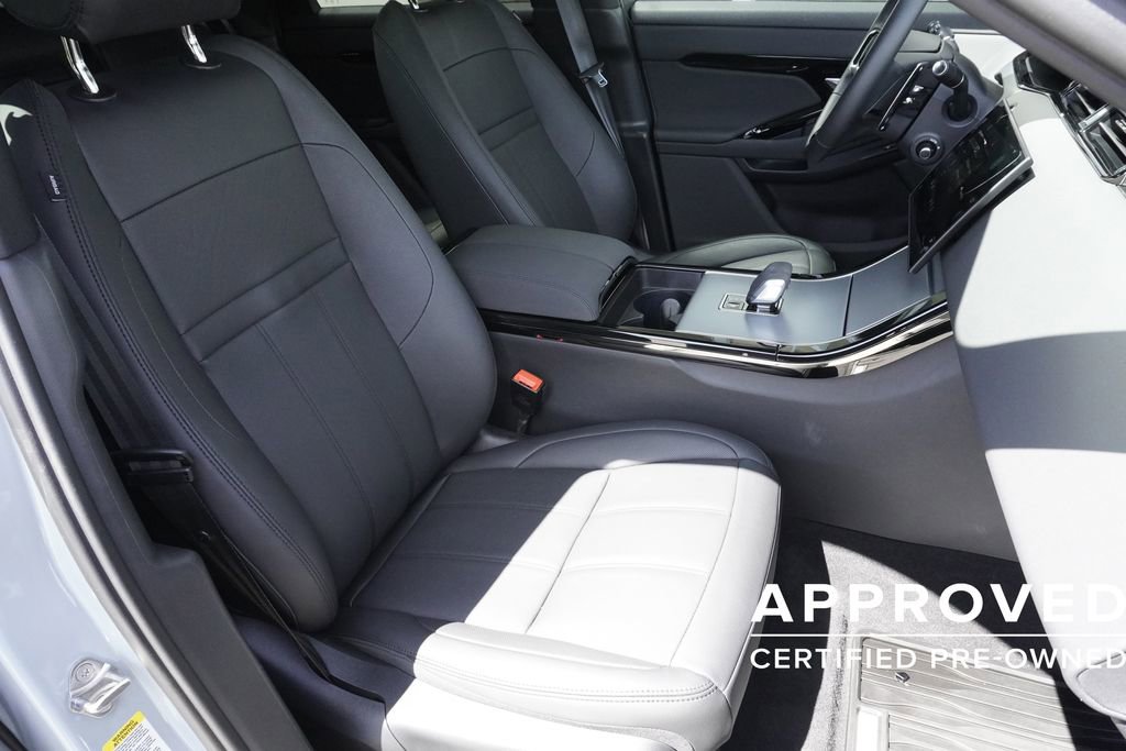Used 2025 Land Rover Range Rover Evoque S AWD/4WD image 24