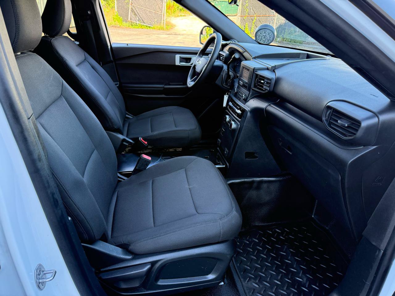 Used 2021 Ford Explorer 4WD Police Interceptor image 23