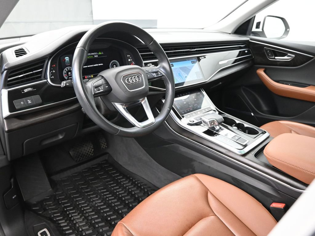 Used 2023 Audi Q8 Premium Plus image 16