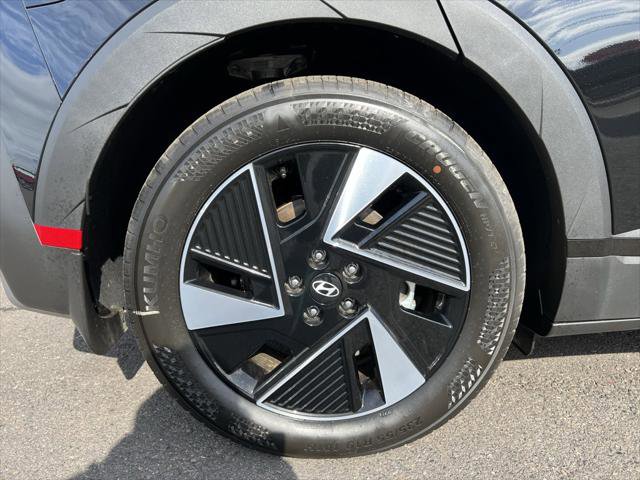 New 2025 Hyundai Ioniq 5 SEL image 8