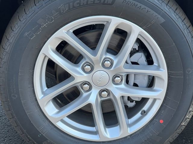 New 2026 Jeep Grand Cherokee Laredo X AWD/4WD image 6