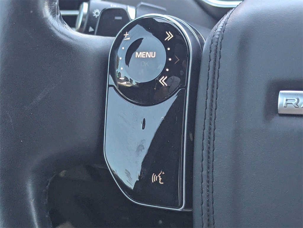 Used 2020 Land Rover Range Rover HSE image 20