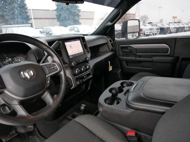 Used 2024 RAM 3500 Tradesman w/ Chrome Appearance Group image 16