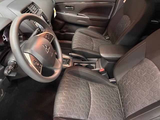 New 2025 Mitsubishi Outlander Sport ES image 5