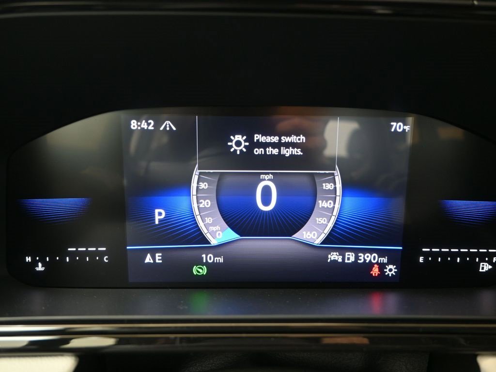 New 2025 Volkswagen Taos S image 31
