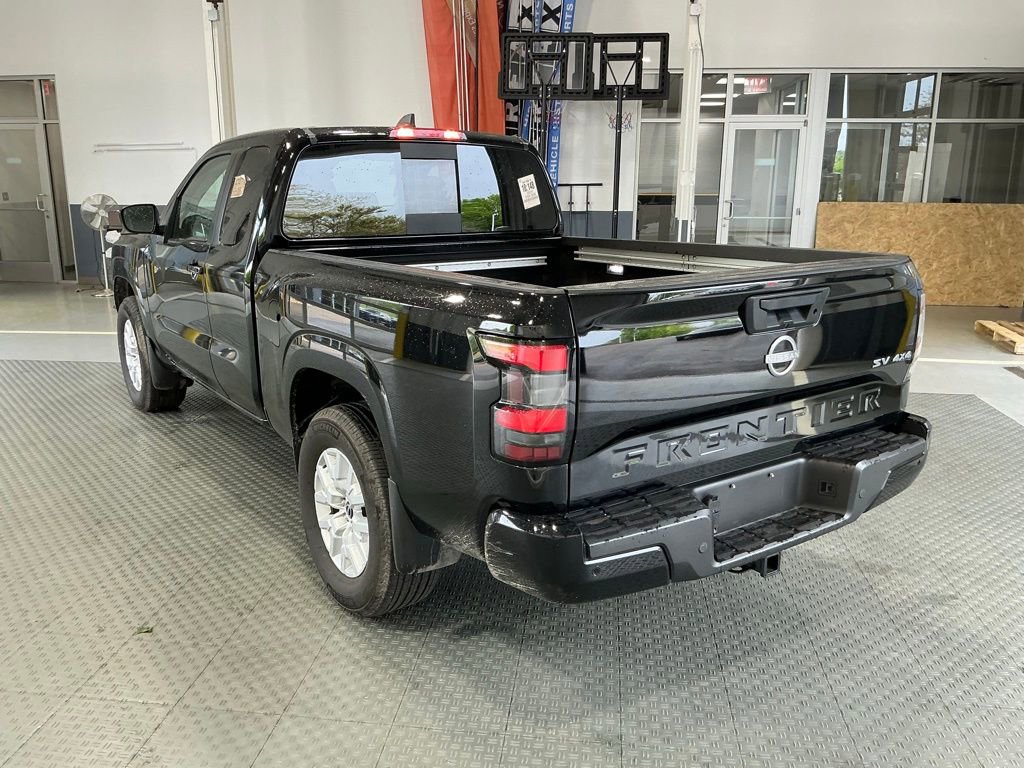 Used 2024 Nissan Frontier SV w/ SV Convenience Package image 11