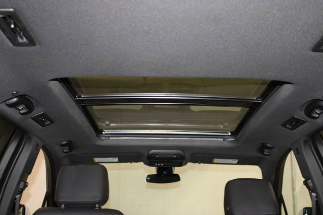 Certified 2024 Cadillac XT6 Sport w/ LPO, Floor Liner Package image 26
