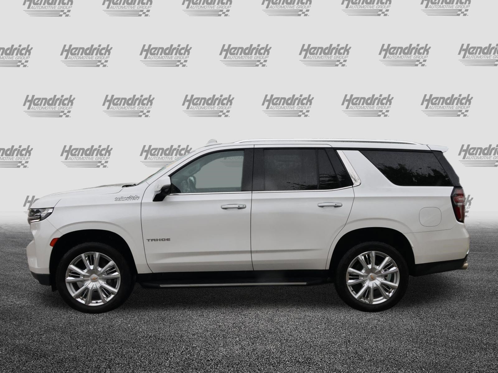 Used 2022 Chevrolet Tahoe High Country AWD/4WD image 6