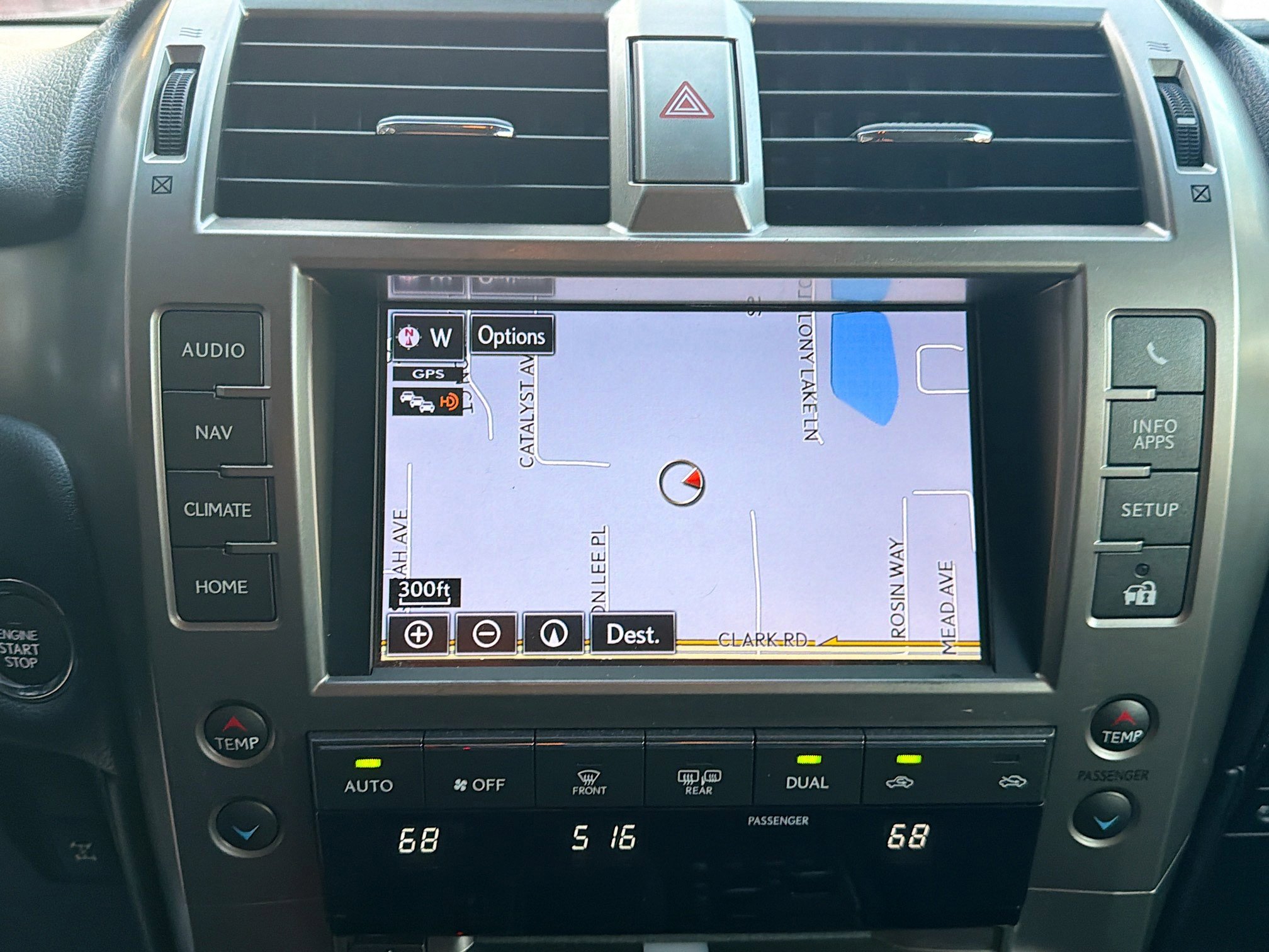 Used 2017 Lexus GX 460 image 30