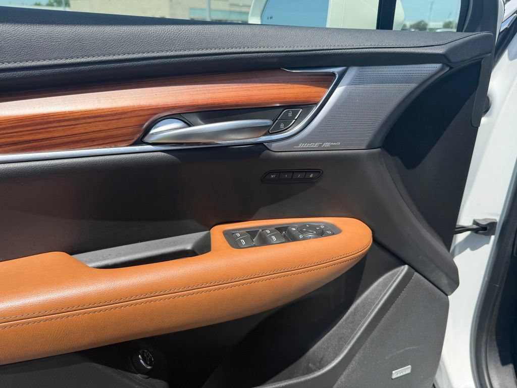 Used 2020 Cadillac XT5 Premium Luxury AWD/4WD image 24