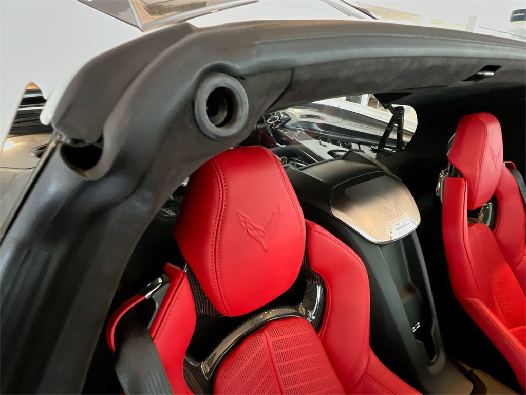 New 2025 Chevrolet Corvette E-Ray image 28