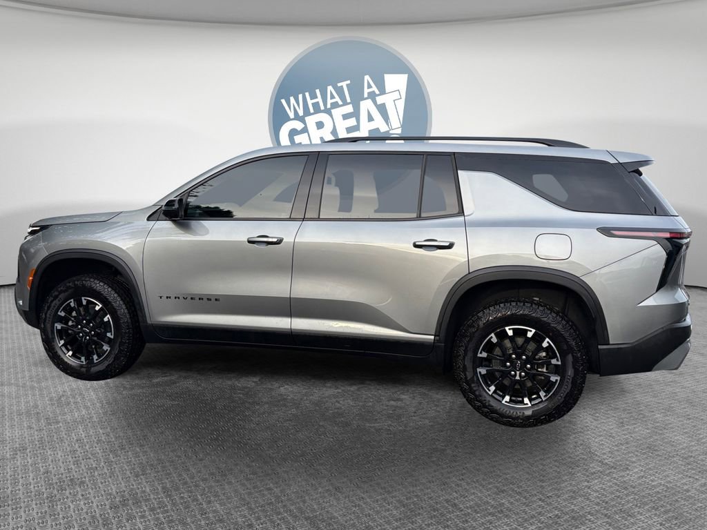 Used 2025 Chevrolet Traverse Z71 w/ Driver Confidence Package image 7