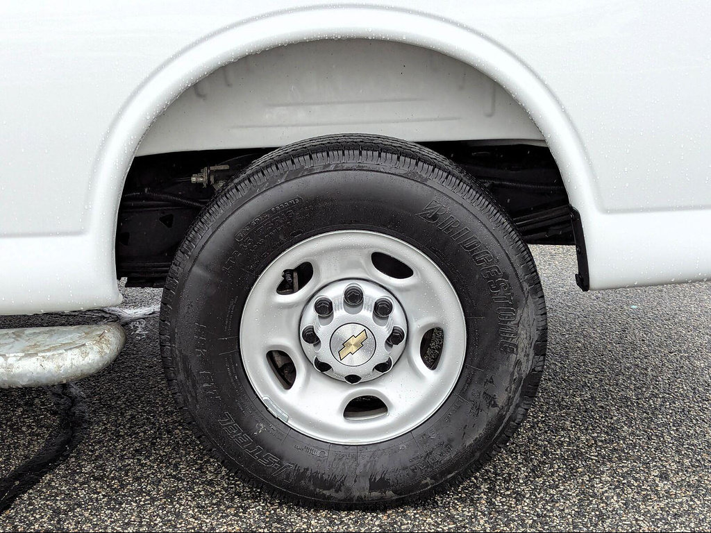 Certified 2025 Chevrolet Express 2500 w/ Driver Convenience Package RWD image 59