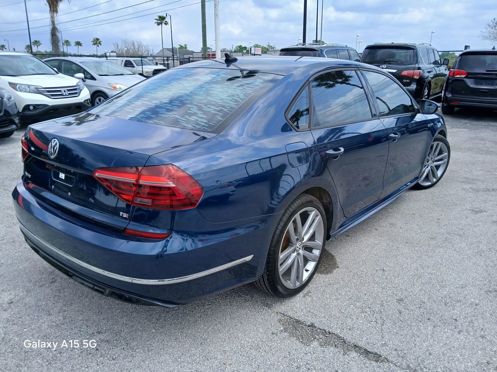 Used 2018 Volkswagen Passat 2.0T S FWD image 5