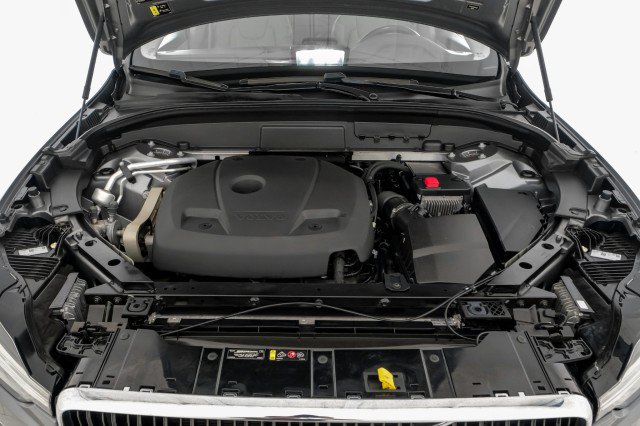 Used 2021 Volvo XC60 T5 Momentum w/ Protection Package Premier FWD image 55