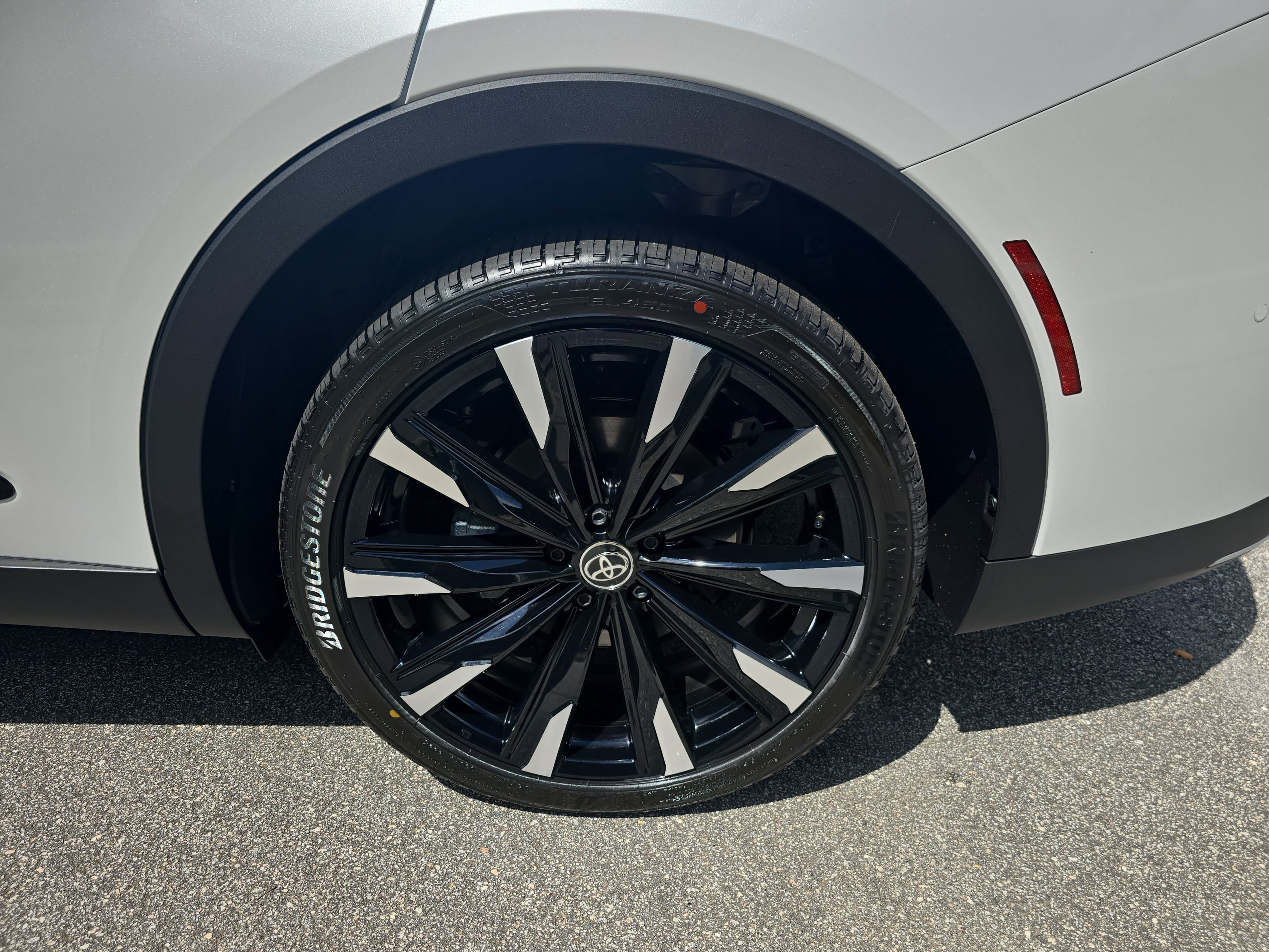 New 2026 Toyota Crown Platinum AWD/4WD image 30