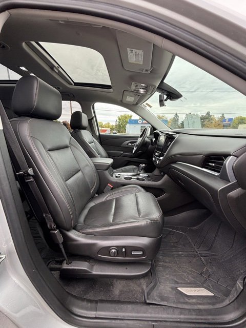 Used 2019 Chevrolet Traverse Premier w/ Redline Edition image 13