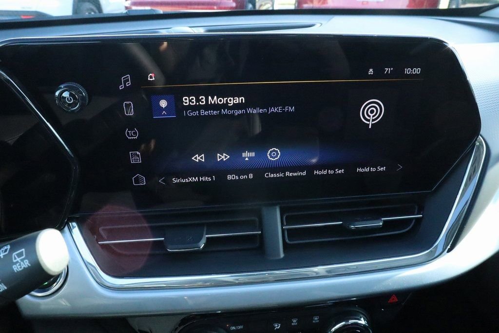 New 2026 Chevrolet Trax LT w/ Sunroof Package image 5