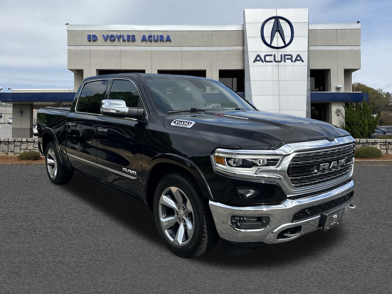 Used 2020 RAM 1500 Limited AWD/4WD image 3