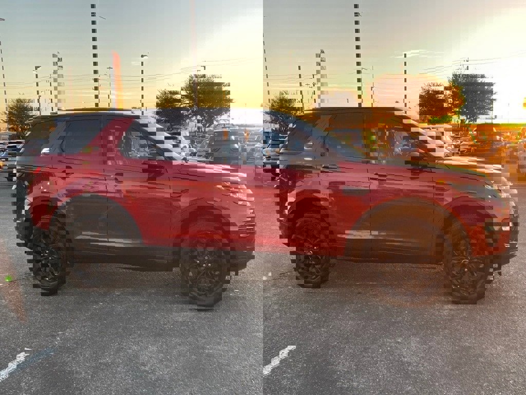 Used 2018 Land Rover Discovery Sport HSE image 4