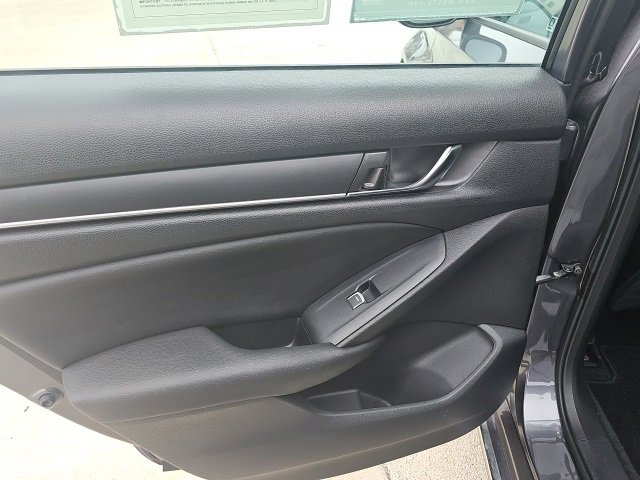 Used 2020 Honda Accord EX image 12