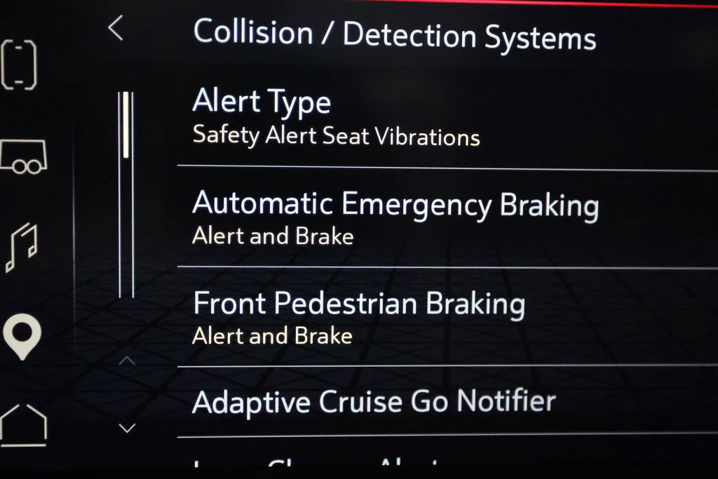 Used 2024 GMC Yukon Denali w/ Denali Reserve Package AWD/4WD image 39