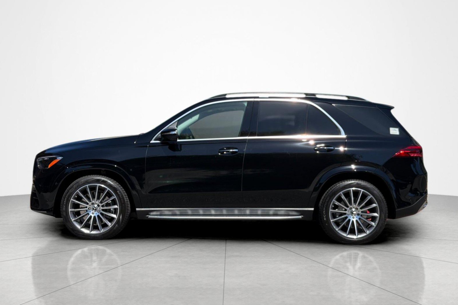 New 2026 Mercedes-Benz GLE 350 4MATIC image 2