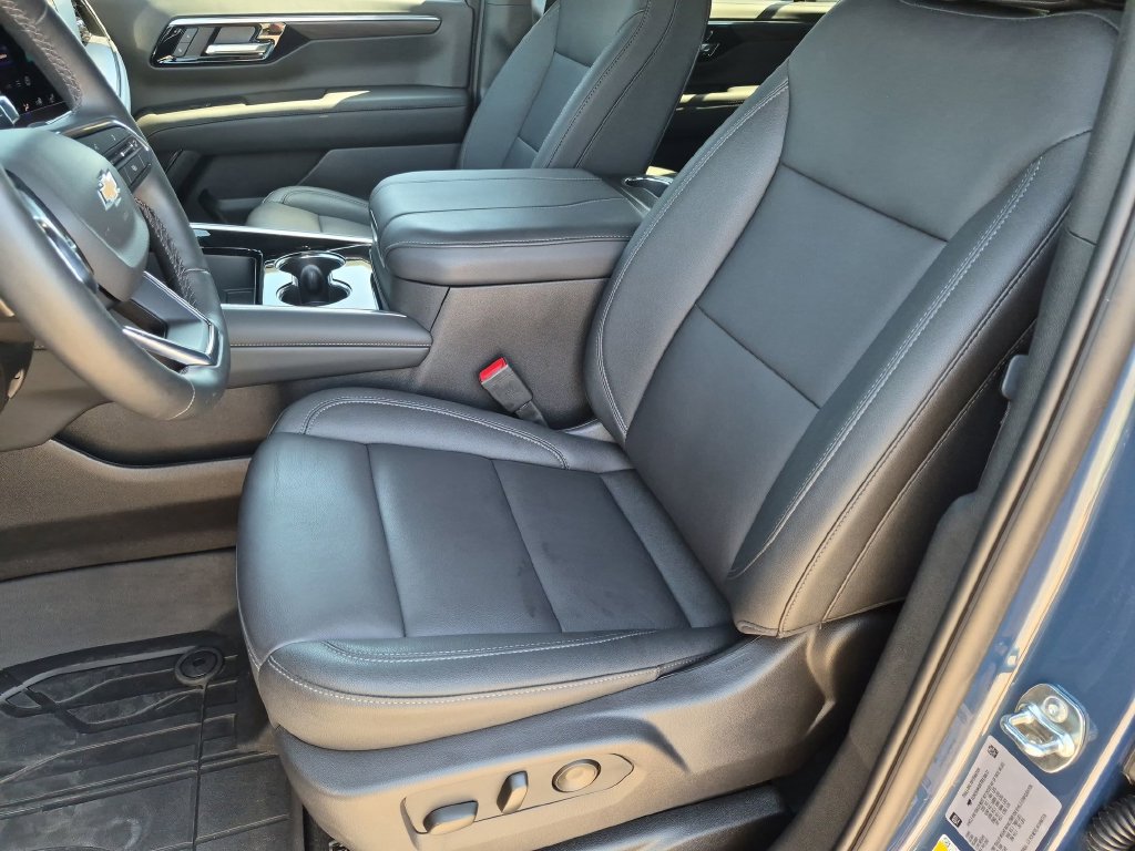 Used 2026 Chevrolet Tahoe LT w/ Comfort Package RWD image 16
